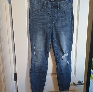 Women's Pull-on Blue Jeans